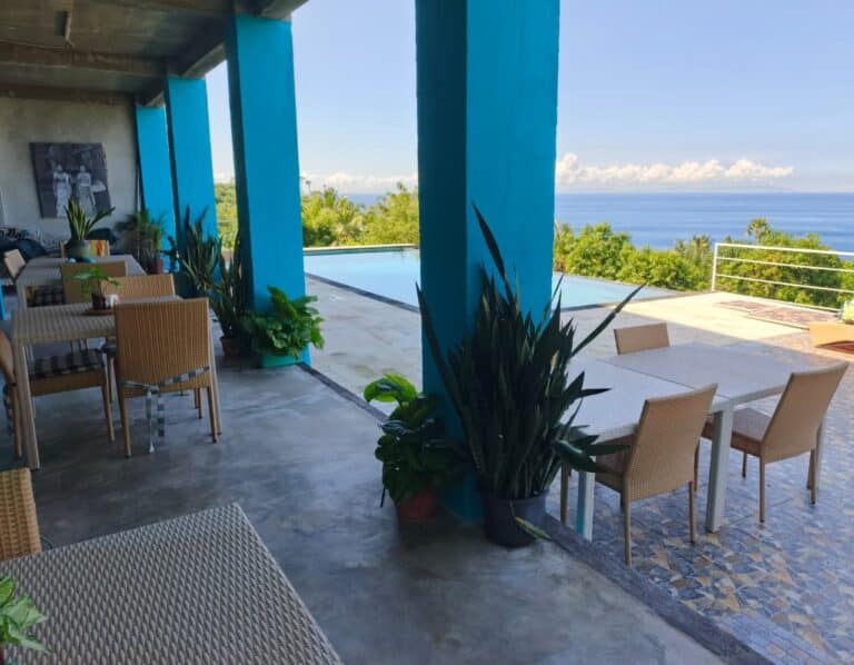 Aahh Bali Restaurant & Pool